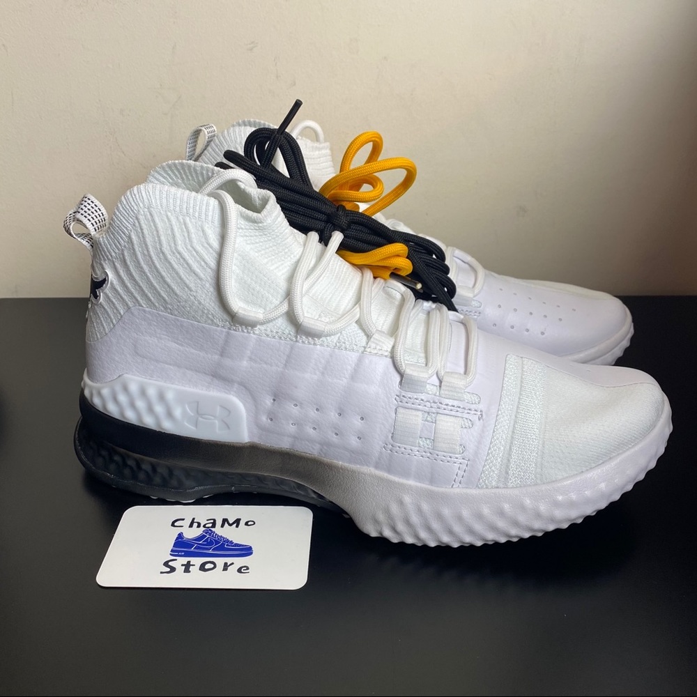 Under Armour Project Rock 1 White & Black Mens Sz9